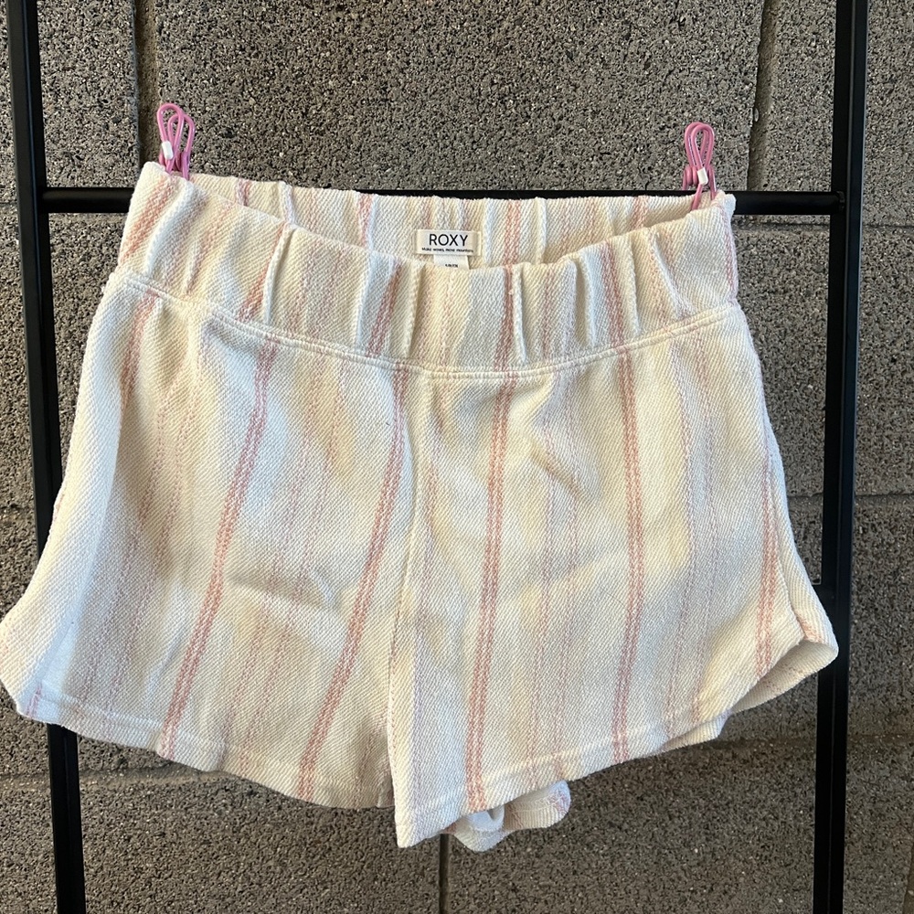 Roxy High Waist Cream and Pink Shorts
